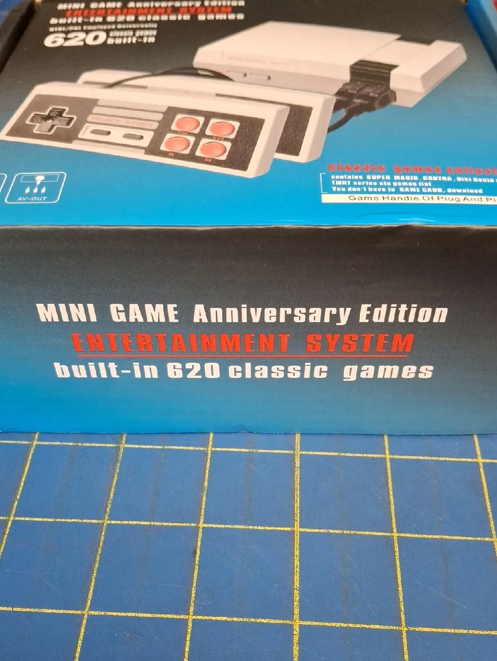 White Mini Retro Video Game Console with 620 Built-In Games New